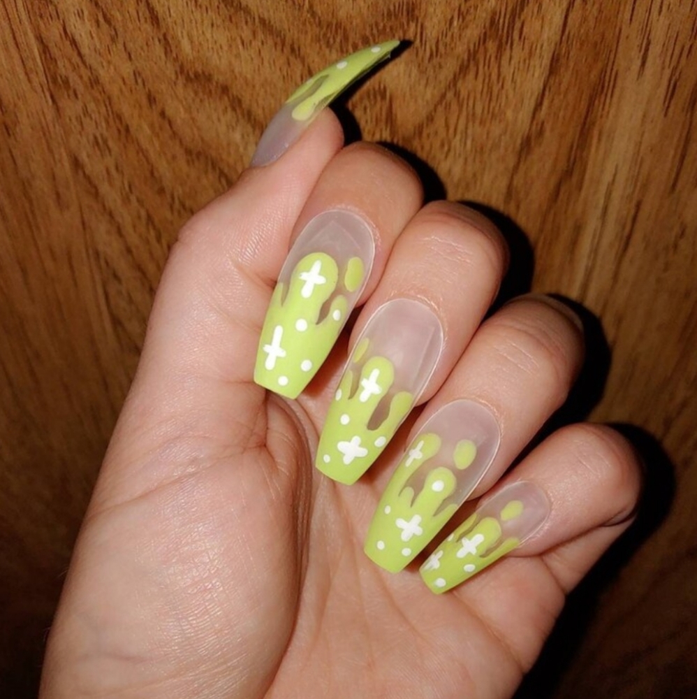 Trippy Neon Green Matte Press On Nails - New Hand Painted